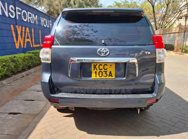 Toyota Land Cruiser Prado 2009 Black