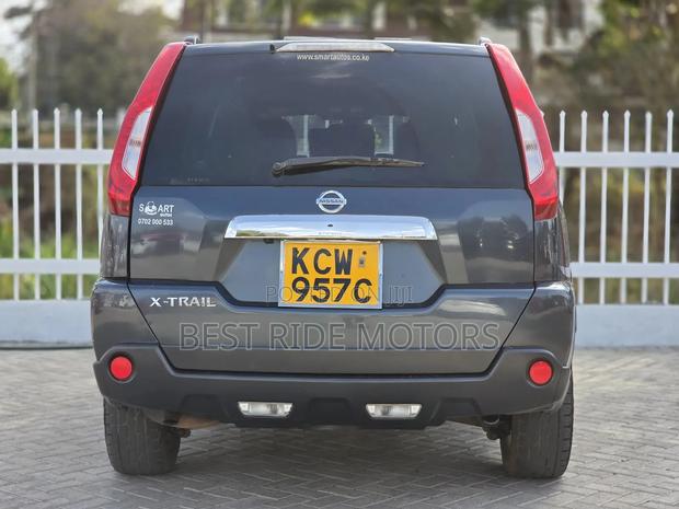 Nissan X-Trail 2.0 Petrol AWD 2013 Gray
