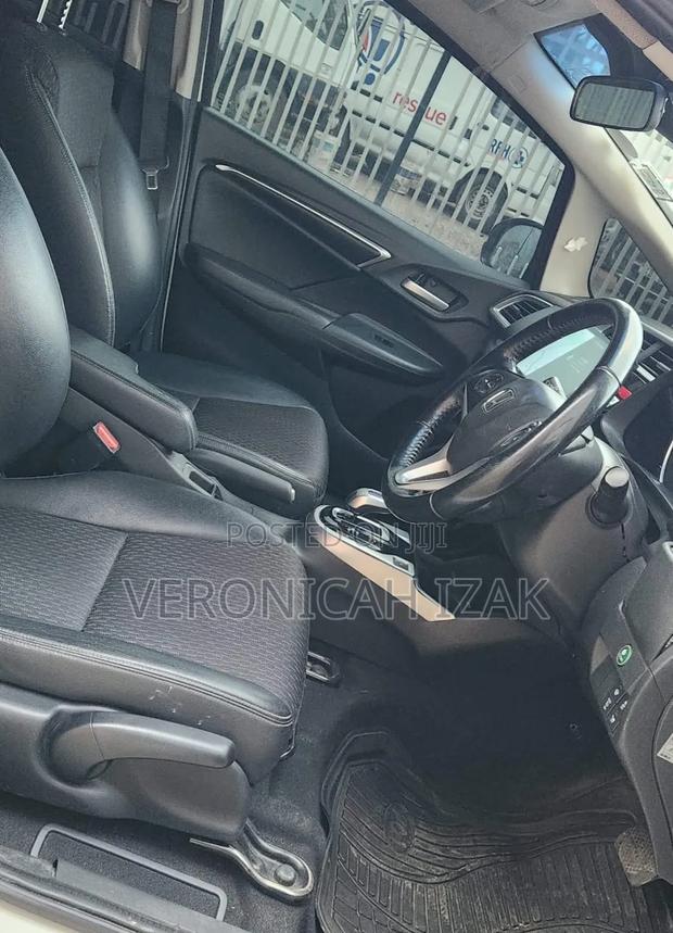 Honda Fit 2017 White