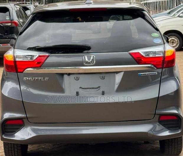 Honda Fit Shuttle 1.5 Hybrid 2WD 2019 Gray