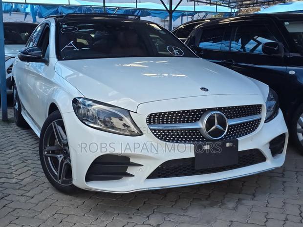 Mercedes-Benz C200 2020 White