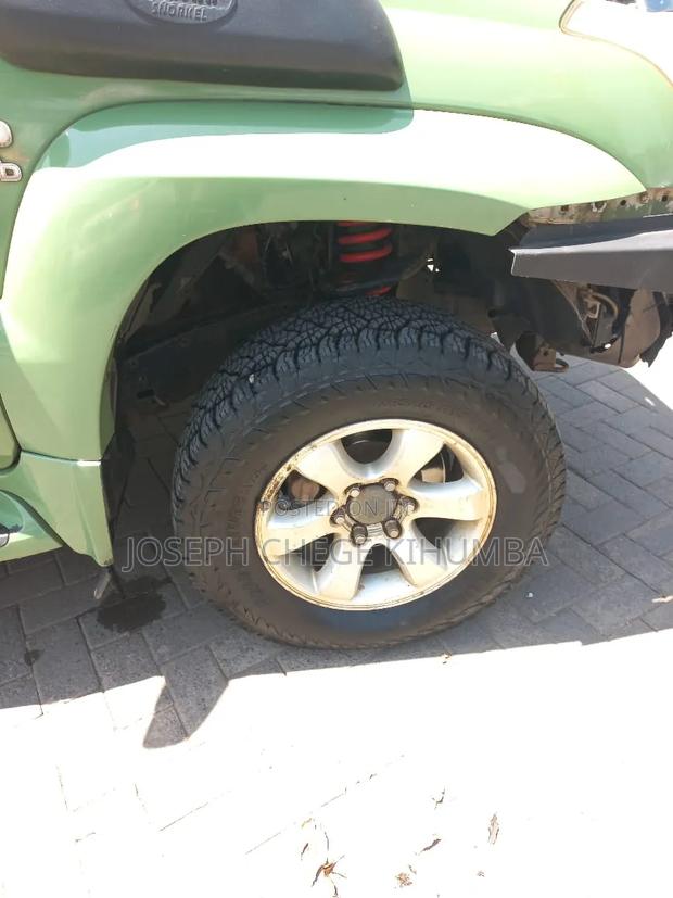 Toyota Land Cruiser Prado 2007 Green