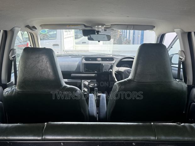 Toyota Probox 1.5 Hybrid DX Comfort 2020 White