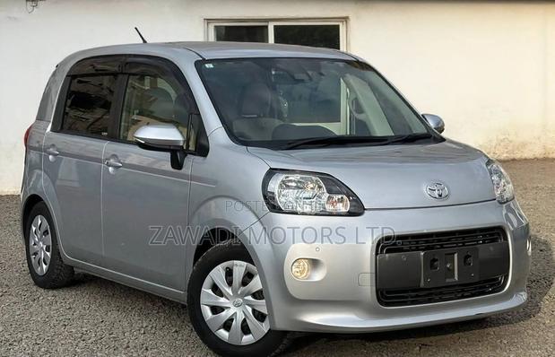 Toyota Porte 1.5 FWD 2019 Silver