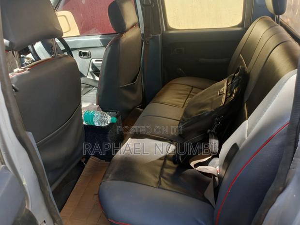 Nissan DoubleCab 2001 Silver