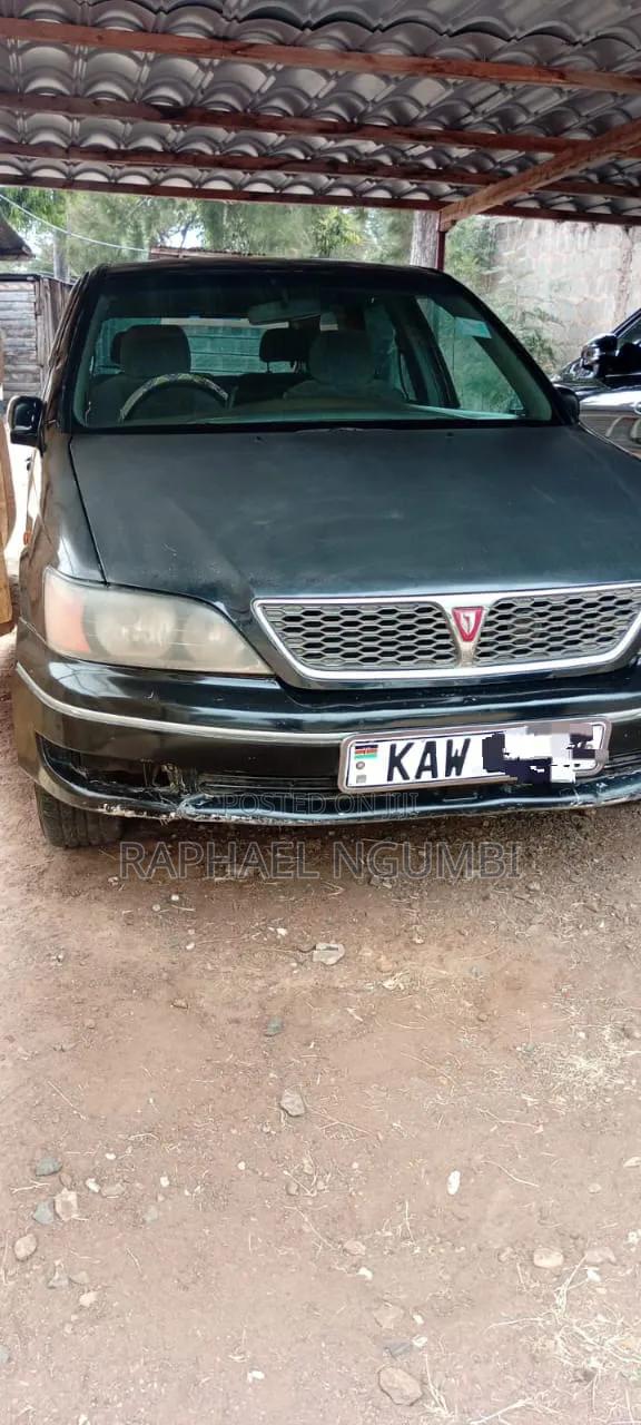 Toyota Vista 1998 Black