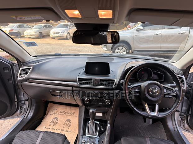 Mazda Axela 2019 Silver
