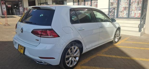 Volkswagen Golf 2017 White