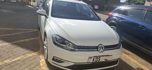 Volkswagen Golf 2017 White