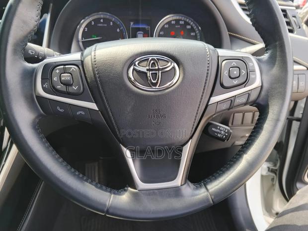 Toyota Harrier 2019 White