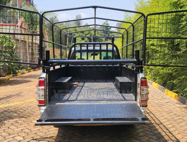 Ford Ranger 2010 Silver