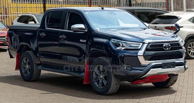Toyota Hilux 2020 Black