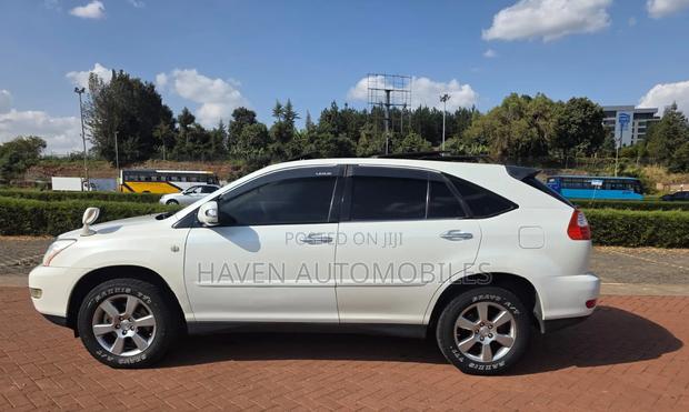 Toyota Harrier 2009 White