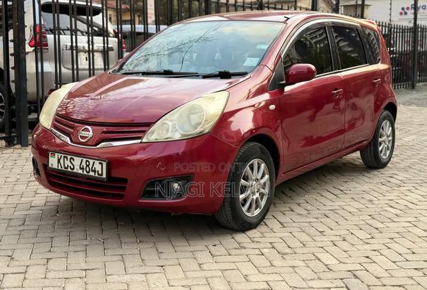Nissan Note 2012 Red