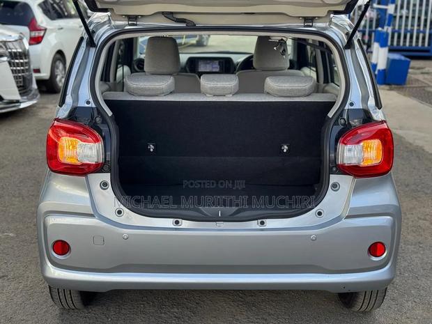 Toyota Passo 2019 Silver