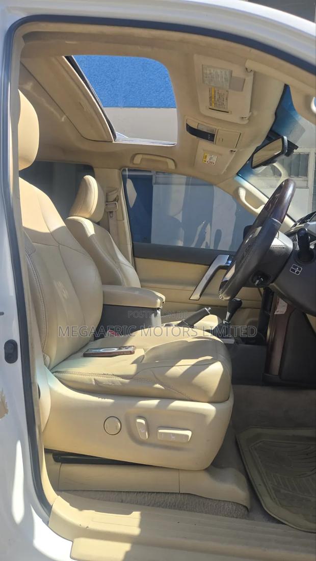 Toyota Land Cruiser Prado 2.7 VVT-i 2015 White