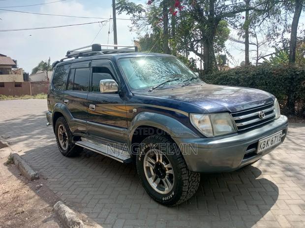 Toyota Land Cruiser Prado 3.0 D-4D 5dr 2004 Blue