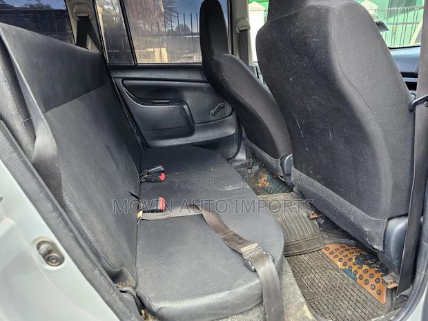 Toyota Probox 1.3 DX 2WD 2014 Silver