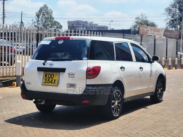 Nissan Advan 2015 White