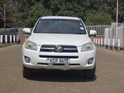 Toyota RAV4 2010 White for sale