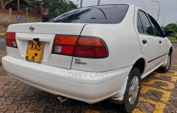 Nissan FB14 2000 White