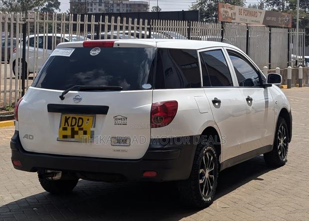Nissan Advan 2015 White