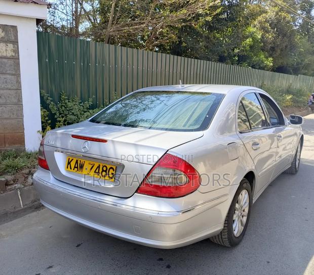 Mercedes-Benz E280 2006 Silver