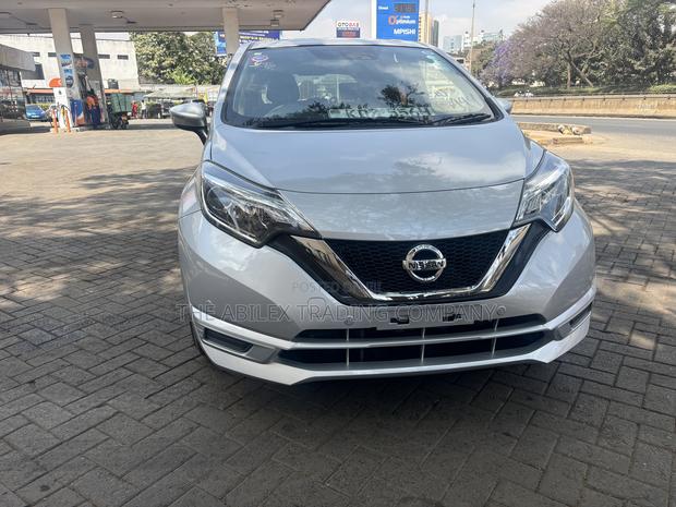 Nissan Note 2019 Silver