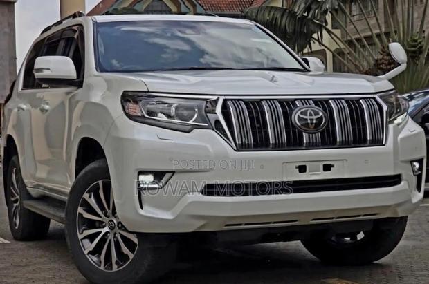 Toyota Land Cruiser Prado 2019 White