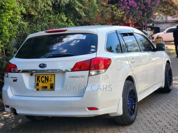 Subaru Legacy 2012 White
