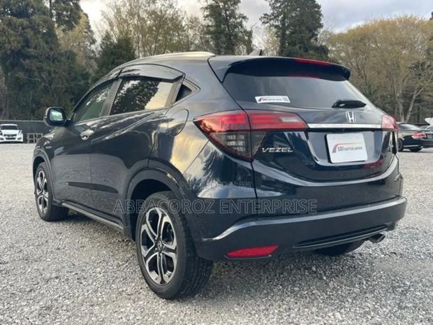 Honda Vezel 2019 Purple