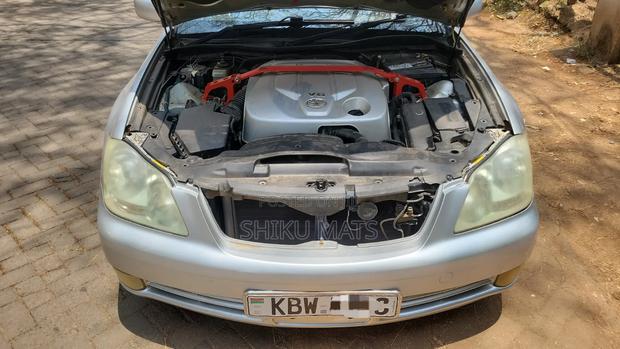 Toyota Crown 2006 Silver