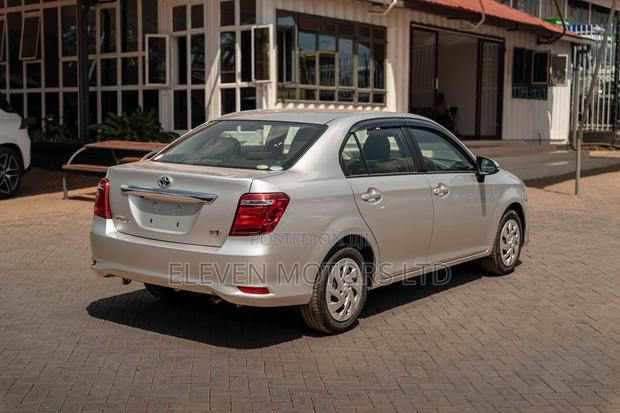 Toyota Axio 2020 Silver