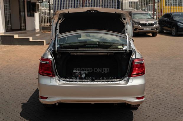 Toyota Axio 2020 Silver