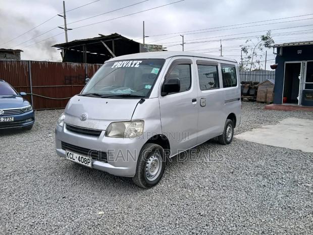 Toyota TownAce 2011 Silver