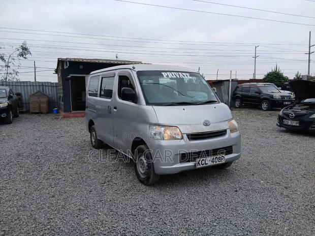 Toyota TownAce 2011 Silver