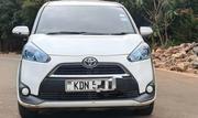 Toyota Sienta 2017 White for sale