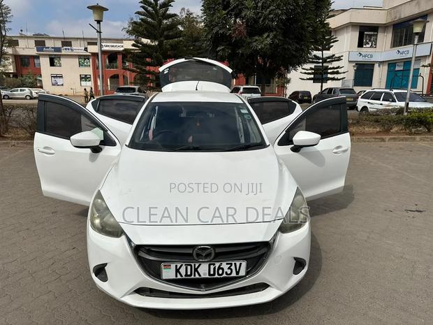 Mazda Demio 2016 White