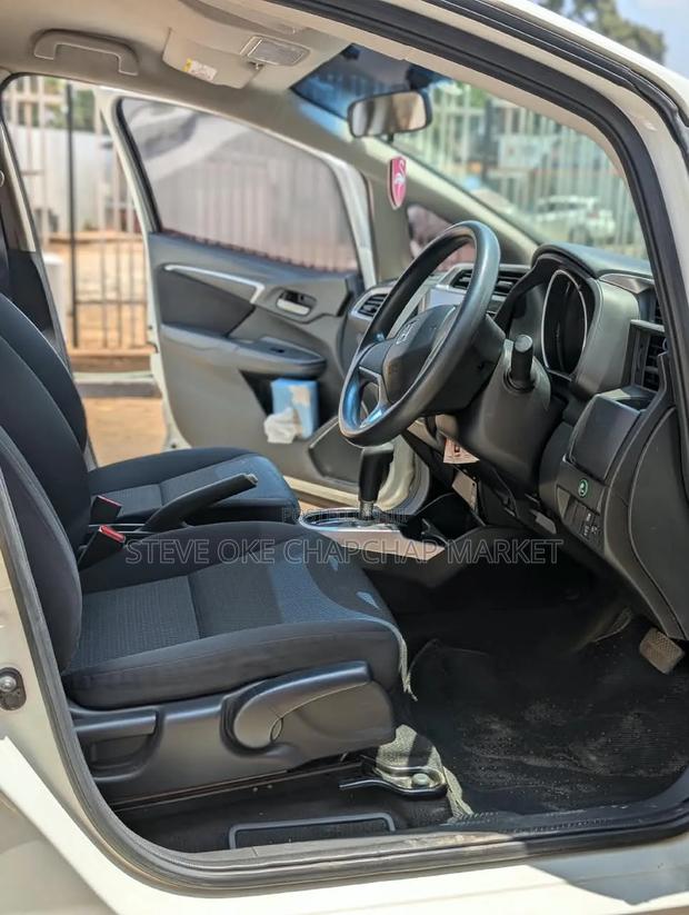 Honda Fit 2018 White