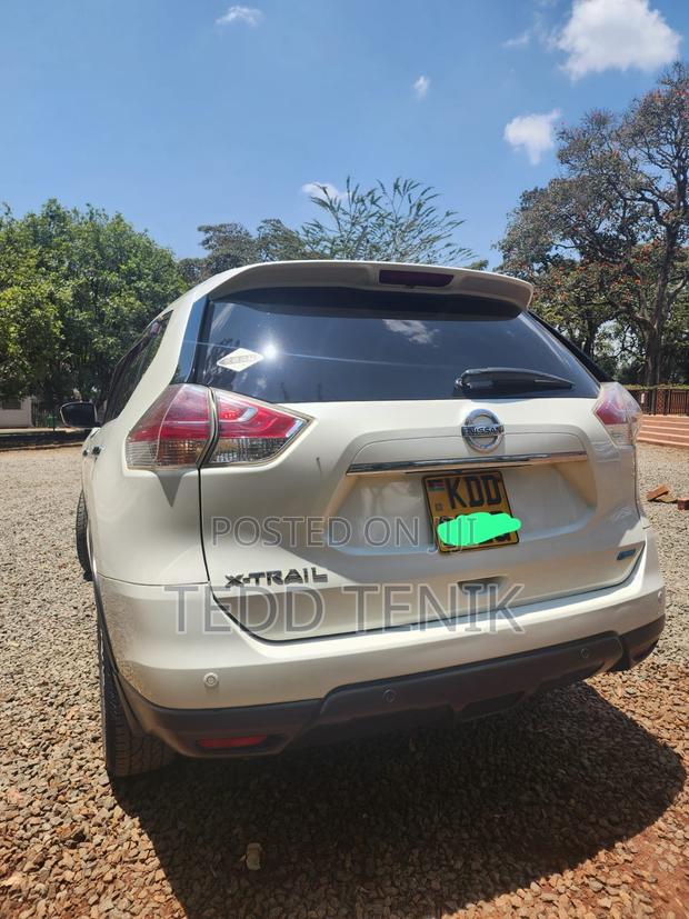 Nissan X-Trail 2.0 Petrol AWD 2014 White