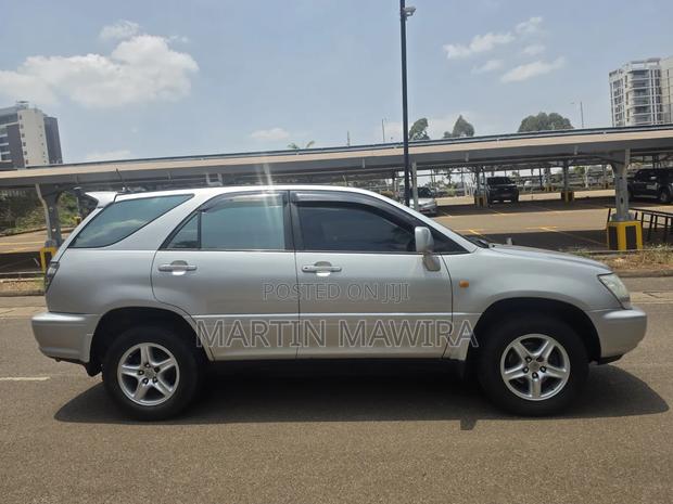 Toyota Harrier 2003 Silver
