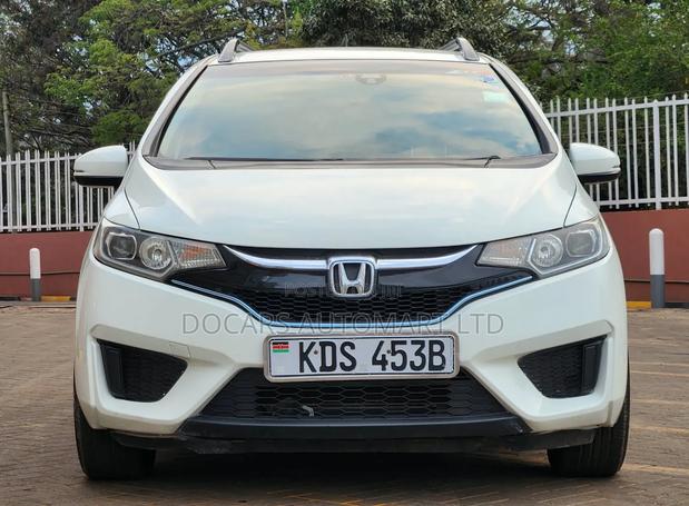 Honda Fit 2017 Pearl