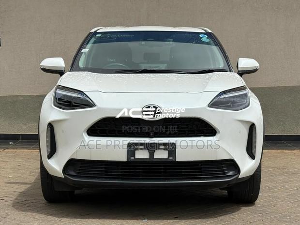 Toyota Yaris 2020 White