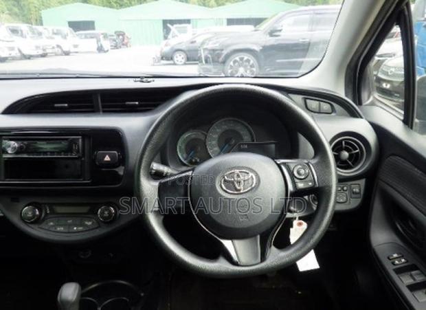 Toyota Vitz 1.5 FWD Hybrid 5dr 2019 Pearl