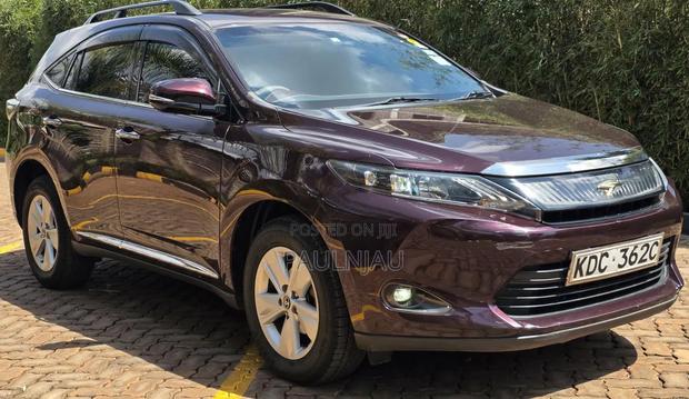 Toyota Harrier 2014