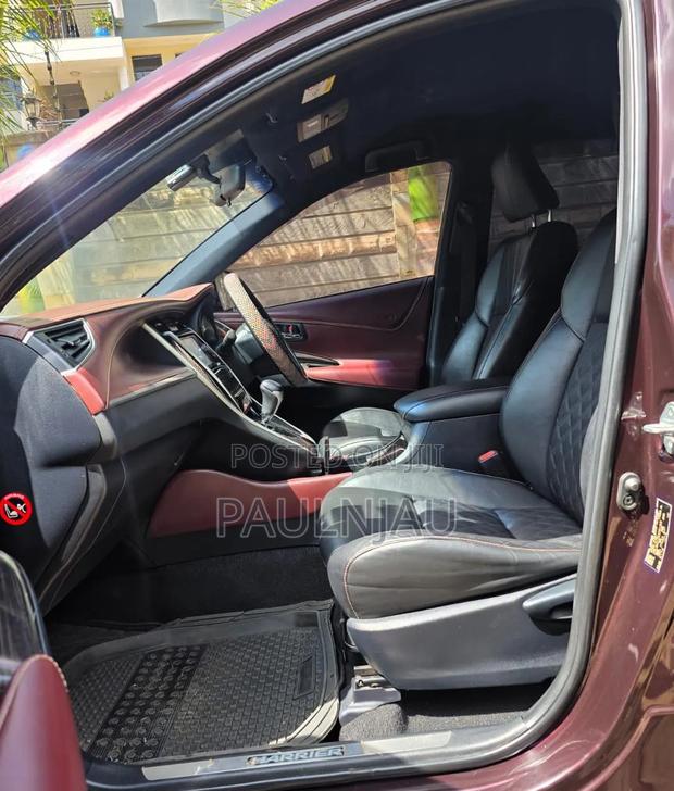Toyota Harrier 2014