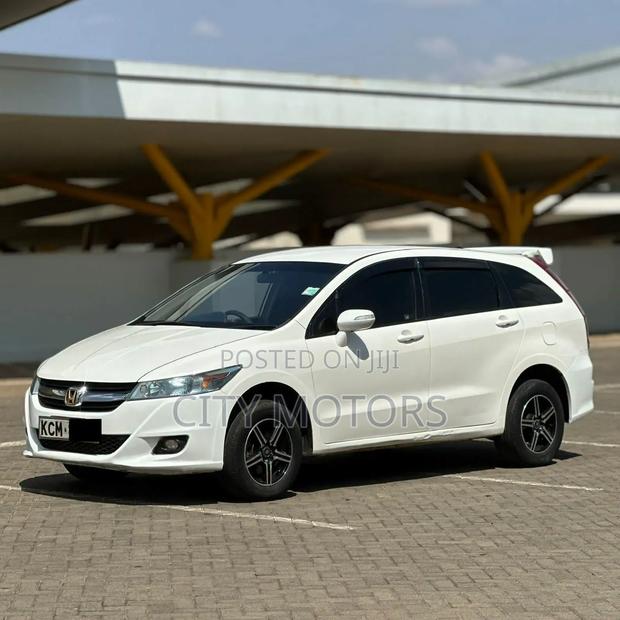 Honda Stream 2010 White
