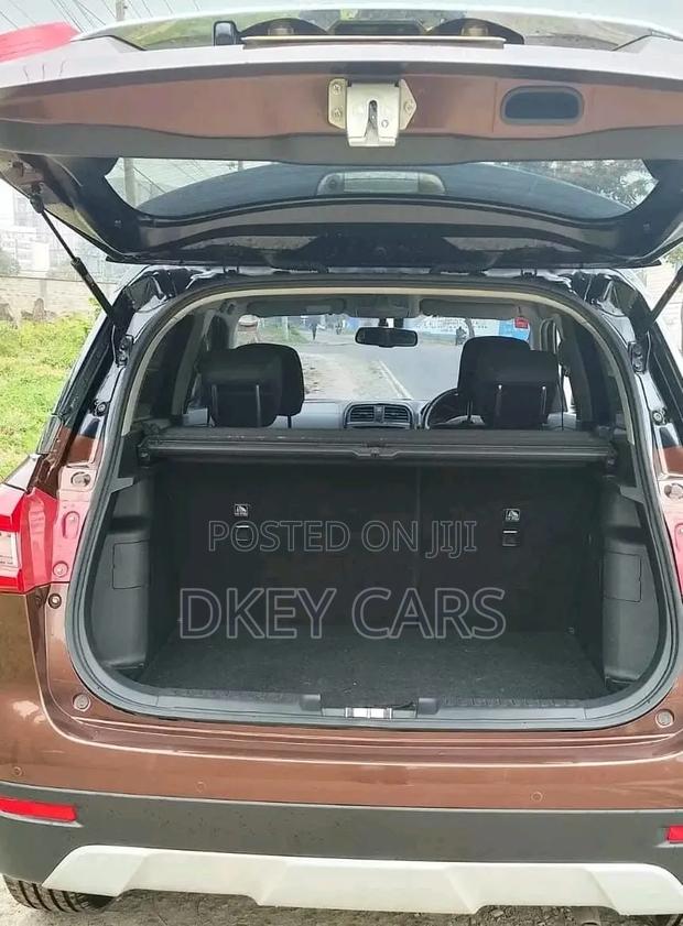 Toyota Urban Cruiser 2021 Brown