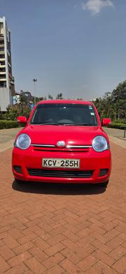 Toyota Sienta 2013 Red for sale