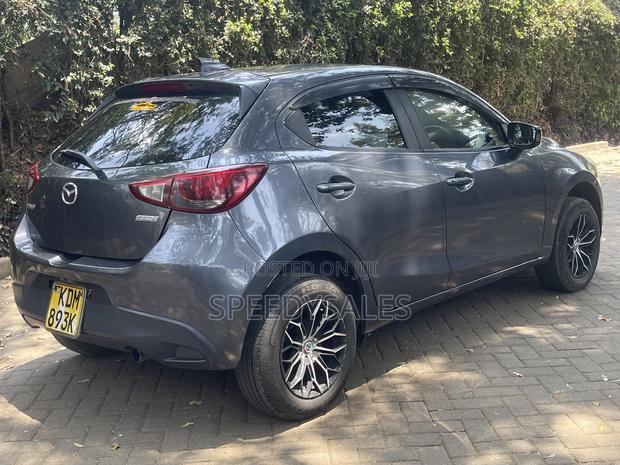 Mazda Demio 2016 Gray